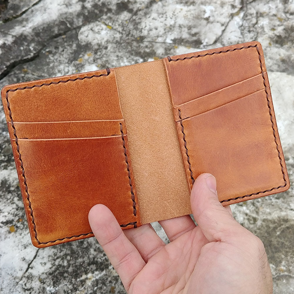 Bi-fold Wallet - The Avanti