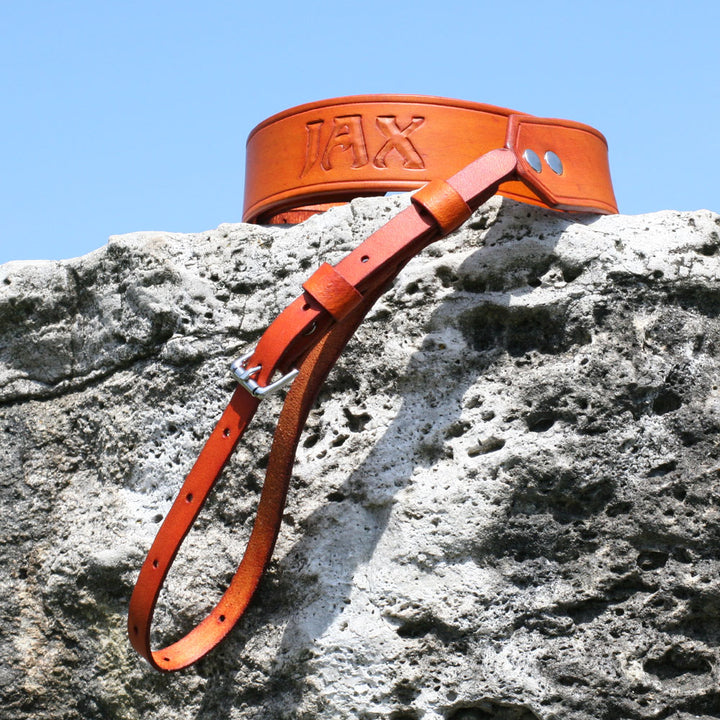 Neck sling camera strap